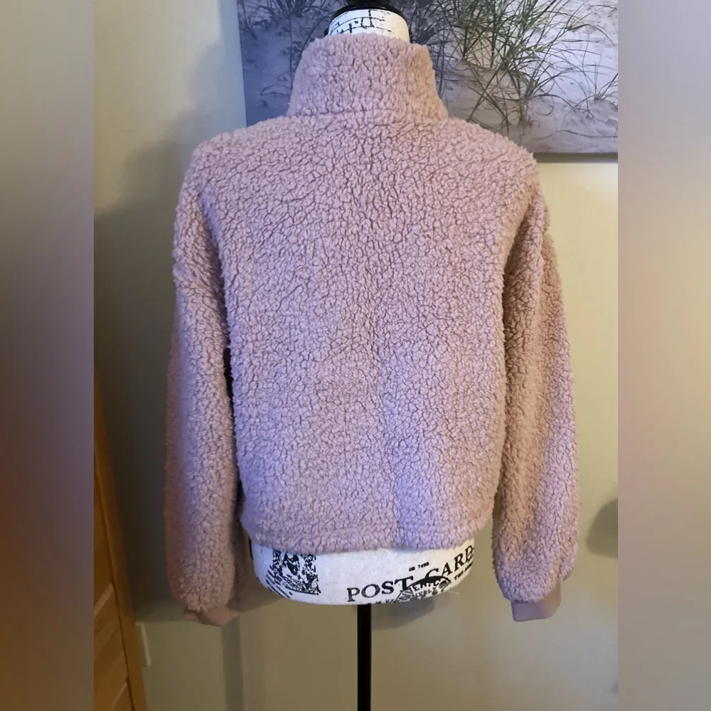 NWT Love Tree pink cropped fleece 1/4 zip, women’s size medium, very soft - Picture 3 of 8